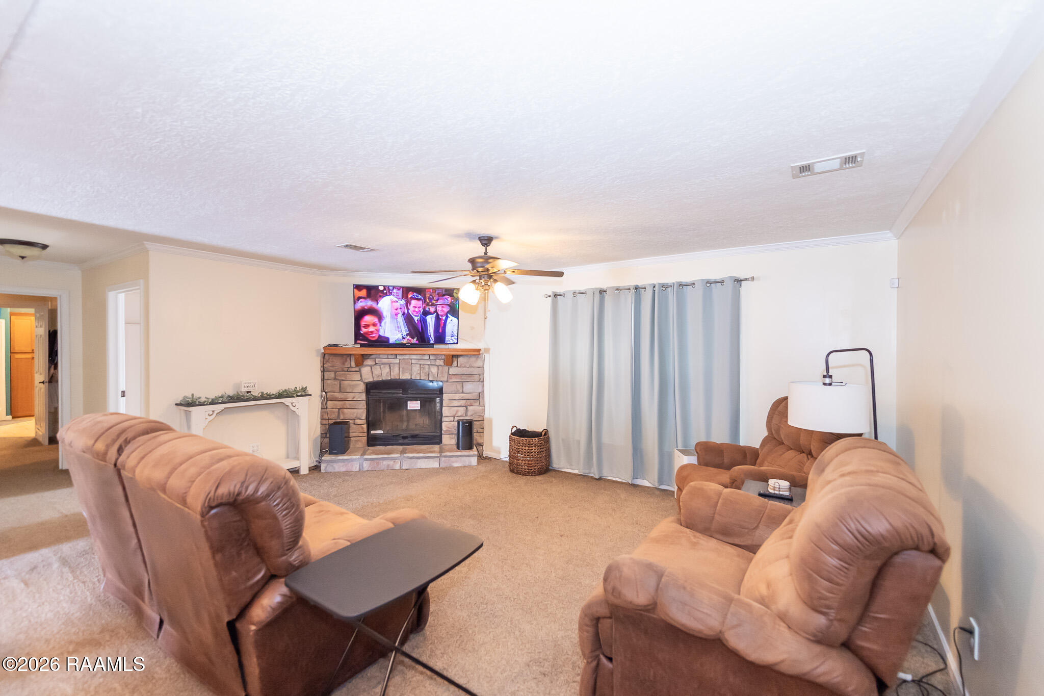111 Constantine Road Duson, LA 70529 - Photo 15 of 35 Living room