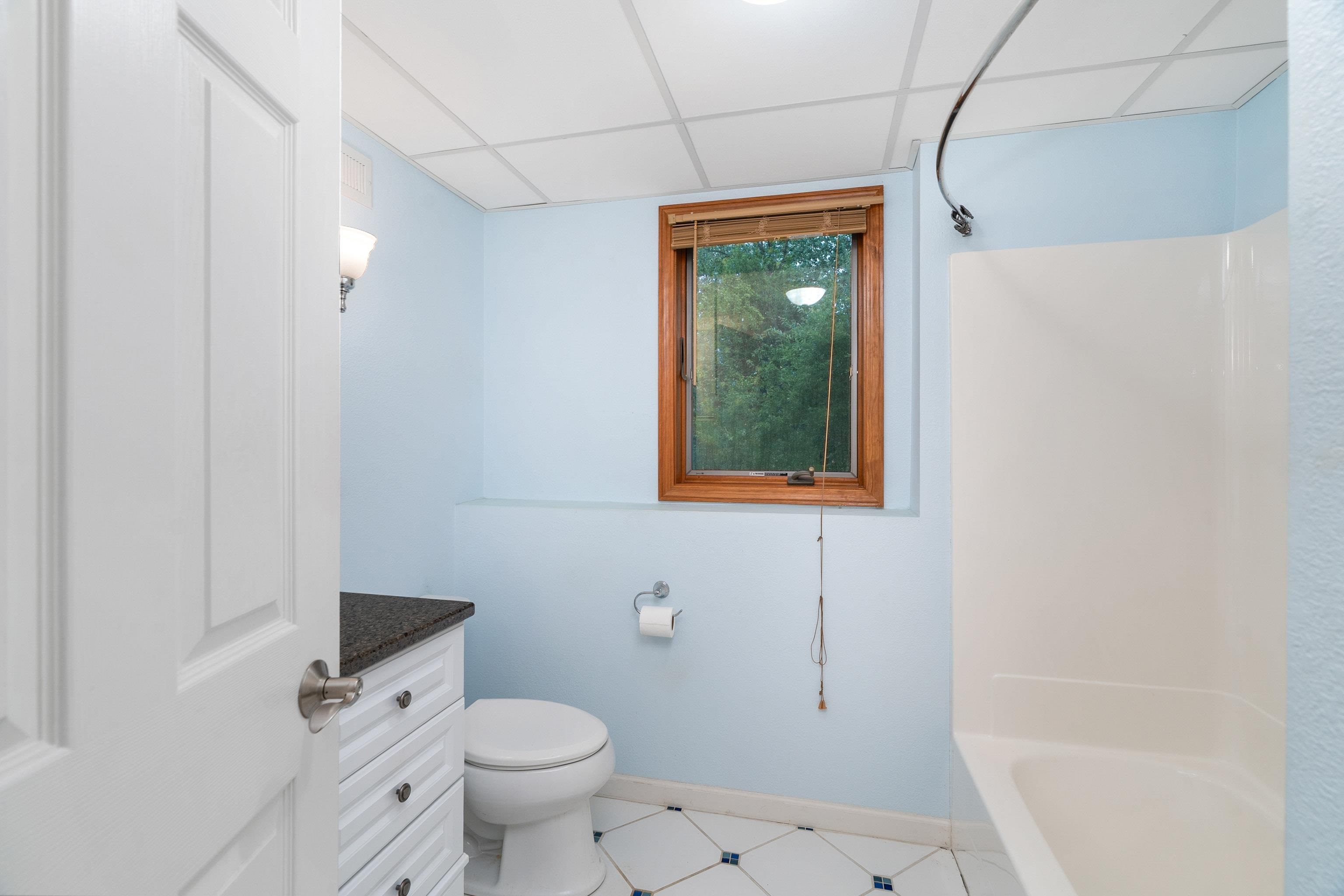 4301 Grouse Ridge Drive Hermantown, MN 55811 - Photo 30 of 44 Lower Level Full Bath