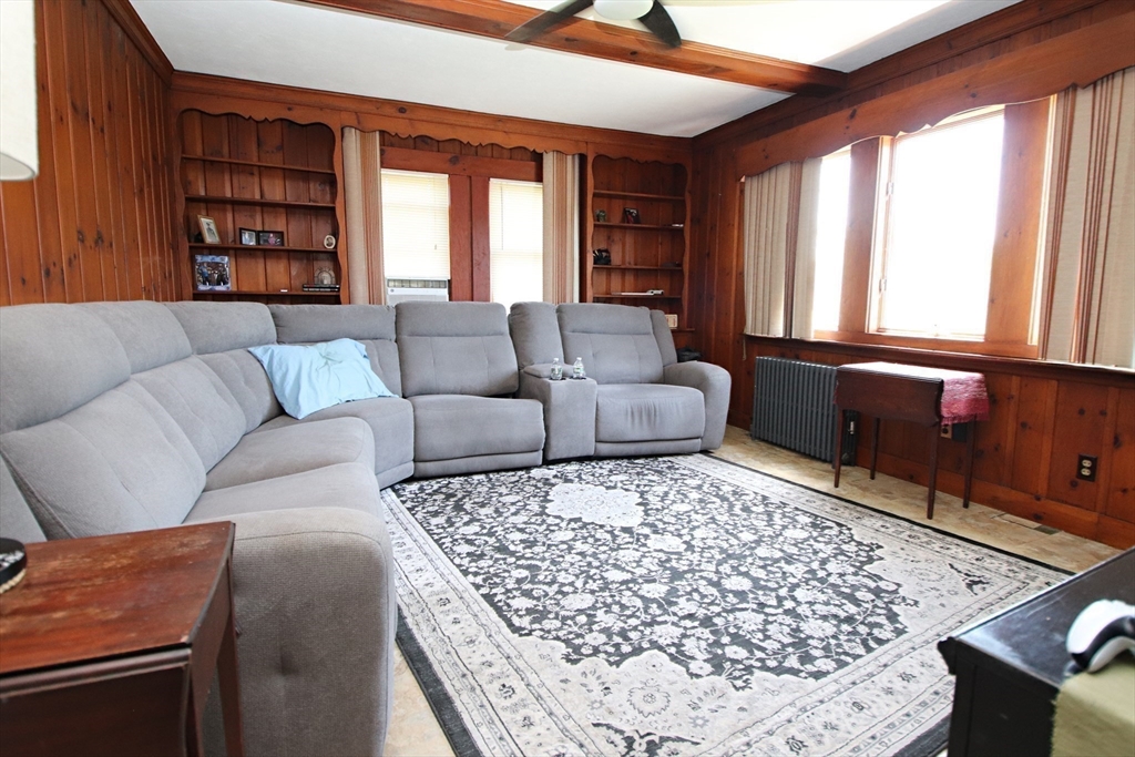 116 Main Street Saugus, MA 01906 - Photo 15 of 38