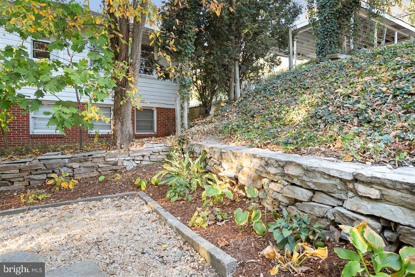 4107 Westview Road Baltimore, MD 21218 - Photo 24 of 27 East Side Garden