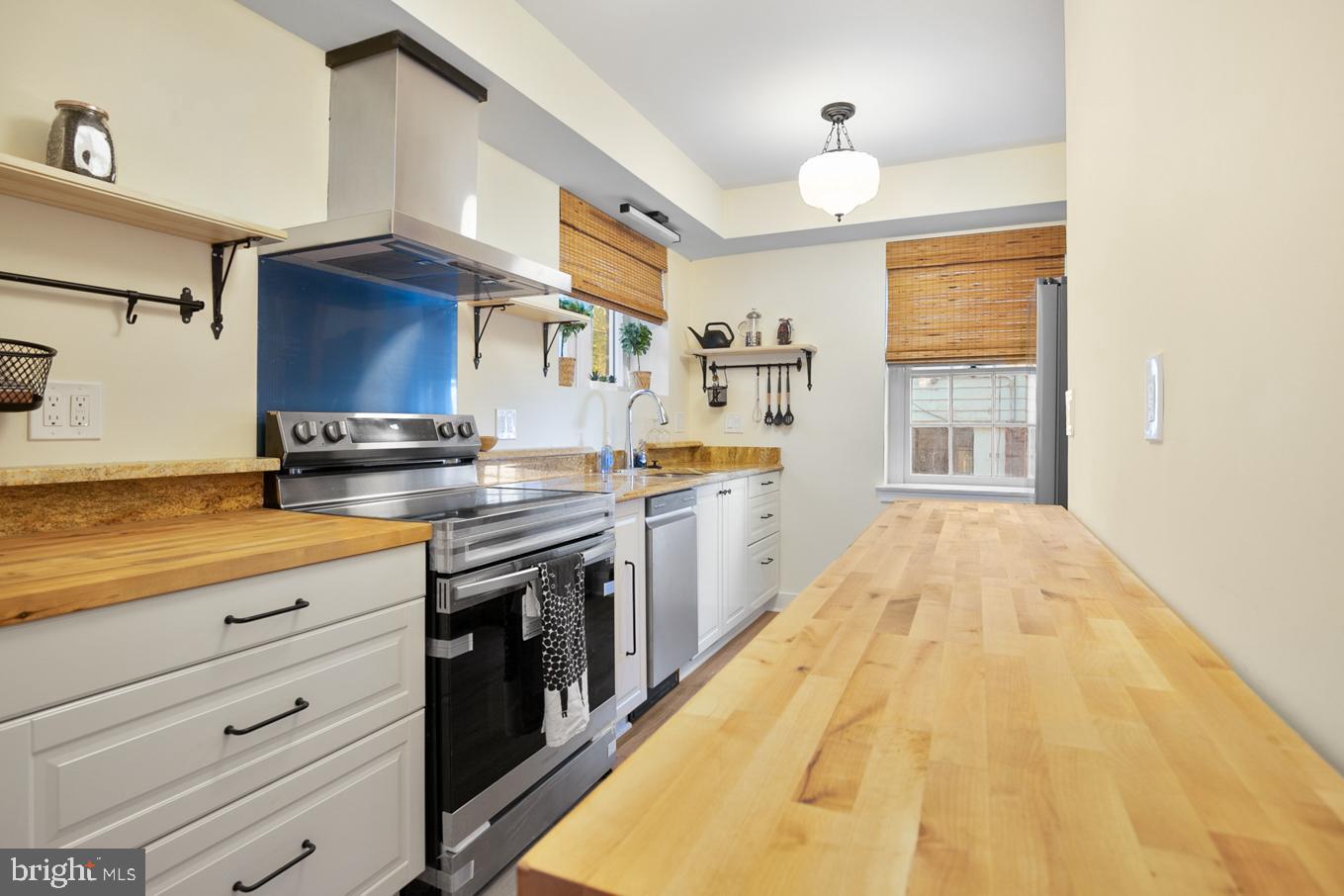 4107 Westview Road Baltimore, MD 21218 - Photo 6 of 27 Remodeled Kitchen