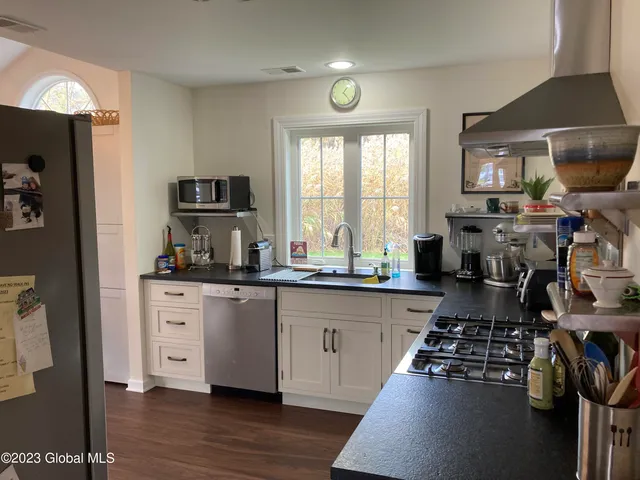 $15,000 | 156 Kaydeross Park Road, Saratoga Springs, NY 12866