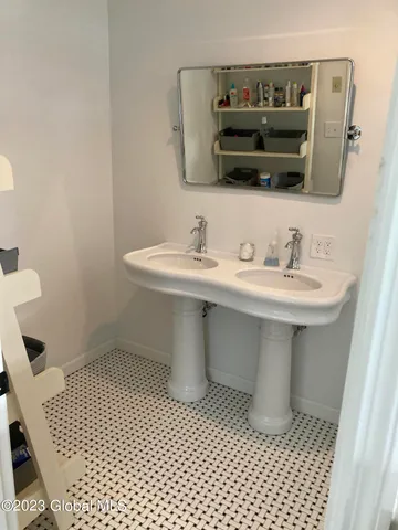 $15,000 | 156 Kaydeross Park Road, Saratoga Springs, NY 12866