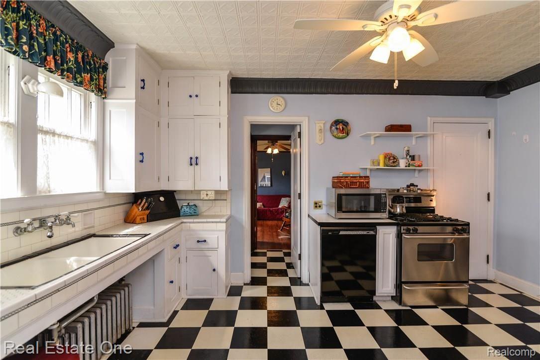 815 Sleeth Road Commerce Township, MI 48382 - Photo 9 of 56 _A34.jpg