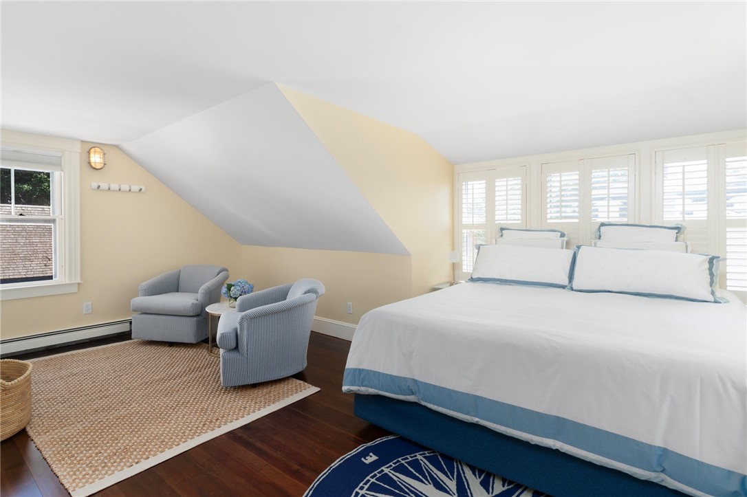 21 Division Street Newport, RI 02840 - Photo 26 of 39