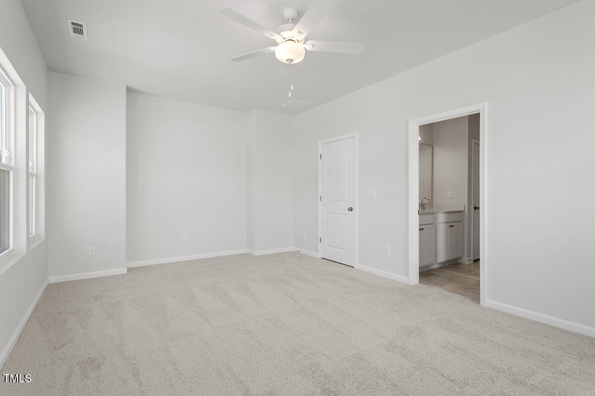 119 Powell Townes Way, Unit 301 Raleigh, NC 27603 - Photo 22 of 44 FMWeb24