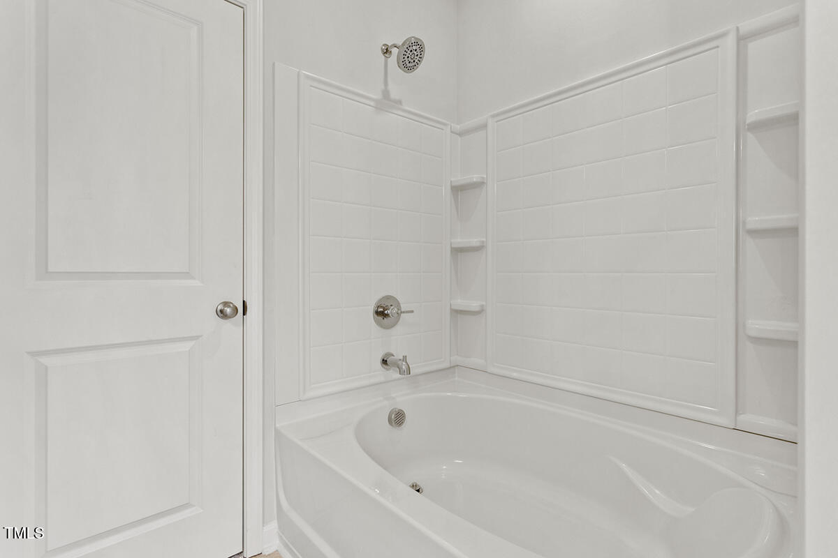 119 Powell Townes Way, Unit 301 Raleigh, NC 27603 - Photo 24 of 44 FMWeb26