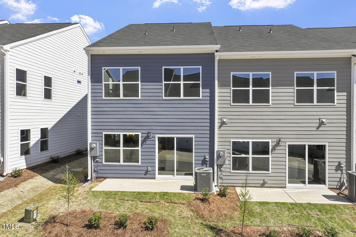 119 Powell Townes Way, Unit 301 Raleigh, NC 27603 - Photo 31 of 44 FMWeb33