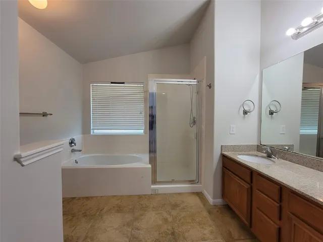 $1,925 | 2723 Wild Oak Park Drive, Conroe, TX 77385