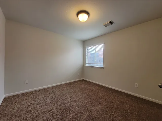 $1,925 | 2723 Wild Oak Park Drive, Conroe, TX 77385