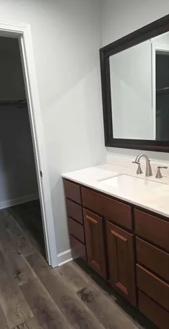 $2,000 | 5001 Carriageway Drive, Unit 308, Rolling Meadows, IL 60008