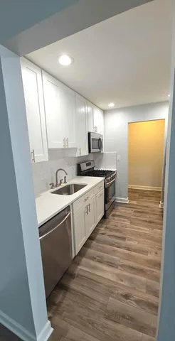 $2,000 | 5001 Carriageway Drive, Unit 308, Rolling Meadows, IL 60008