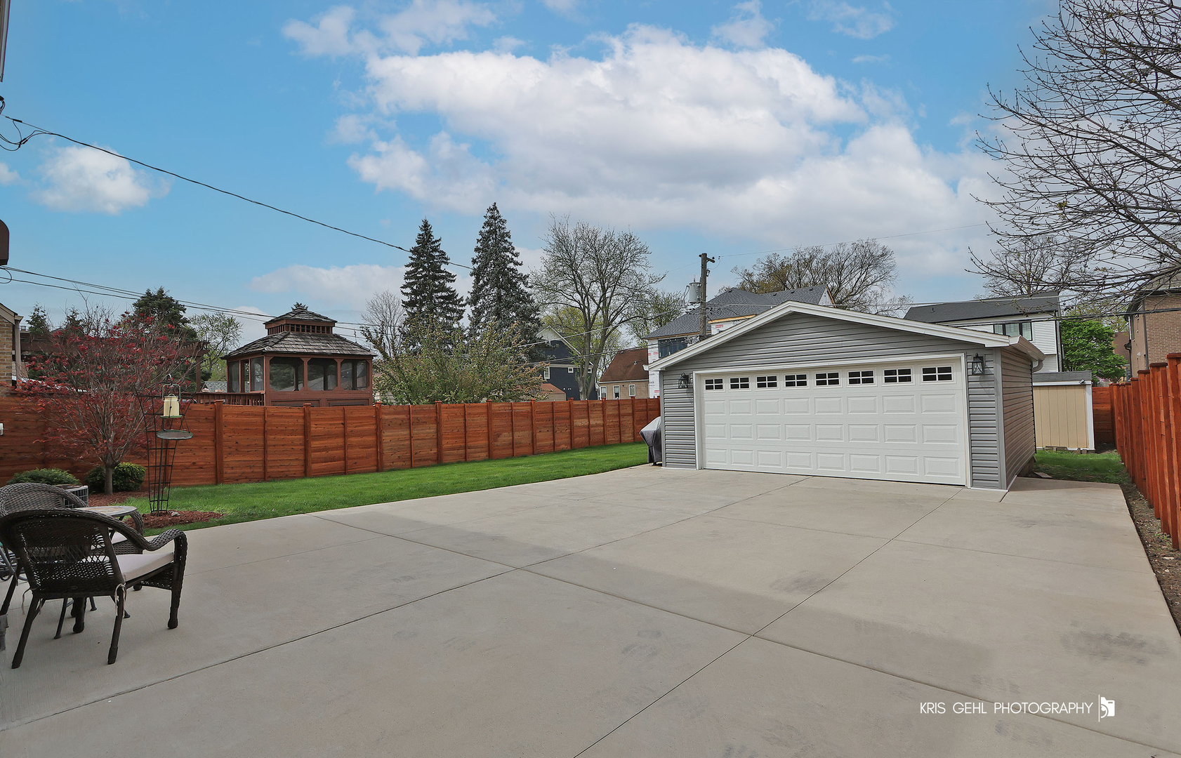 956 Spring Road Elmhurst, IL 60126 - Photo 20 of 26 a view of basketball place with a bench in front of house