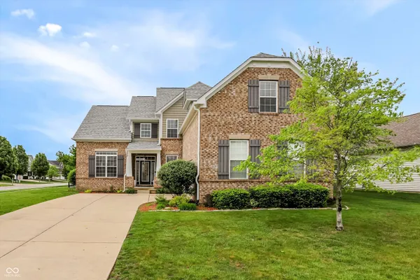 $495,000 | 1197 Lucca Drive, Greenwood, IN 46143