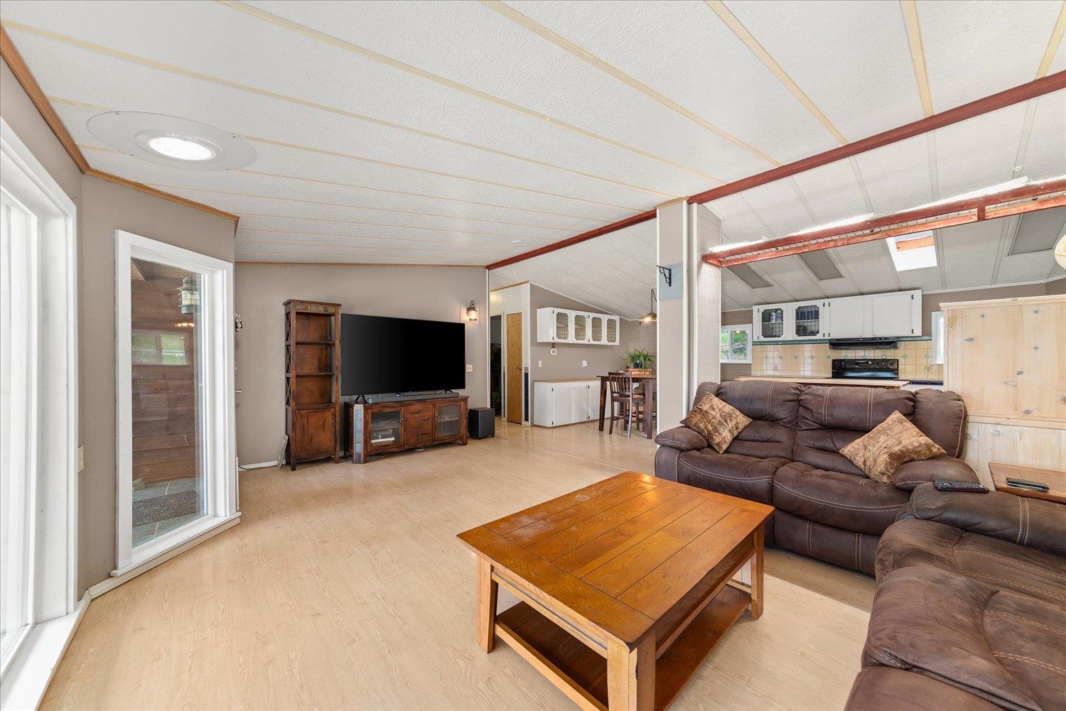 42408 North Sylvan Road Elk, WA 99009 - Photo 12 of 50