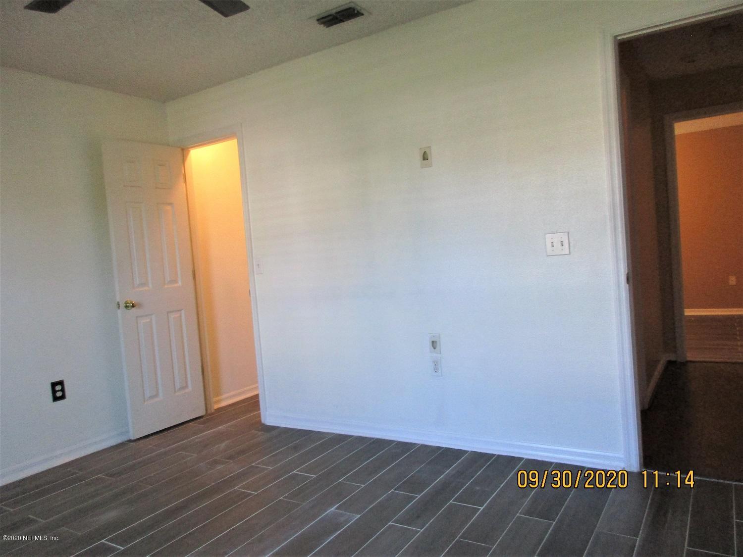 7320 Fox Grove Road Jacksonville, FL 32244 - Photo 4 of 18 Front Bed room
