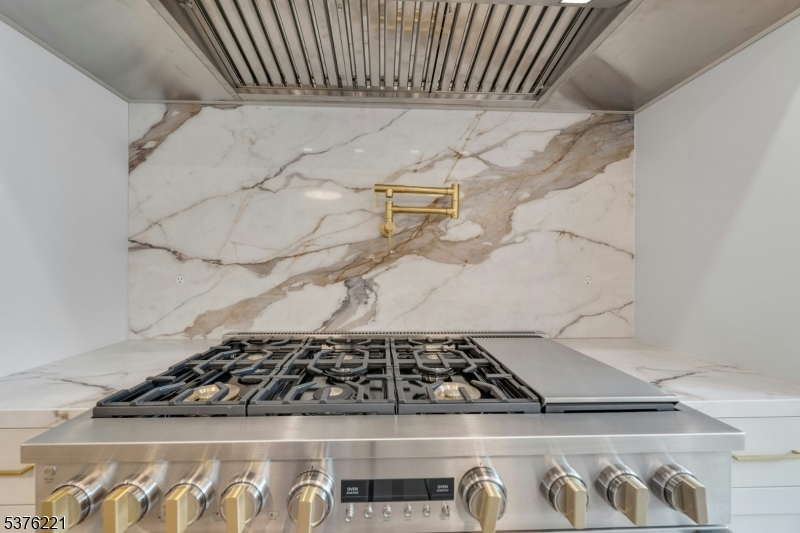 82 Watchung Avenue Montclair, NJ 07043 - Photo 19 of 48 a close up of a stove top oven