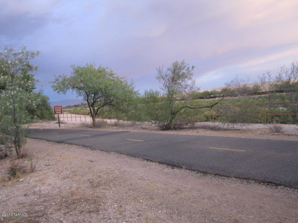 321 East Calderwood Road Tucson, AZ 85704 - Photo 14 of 31