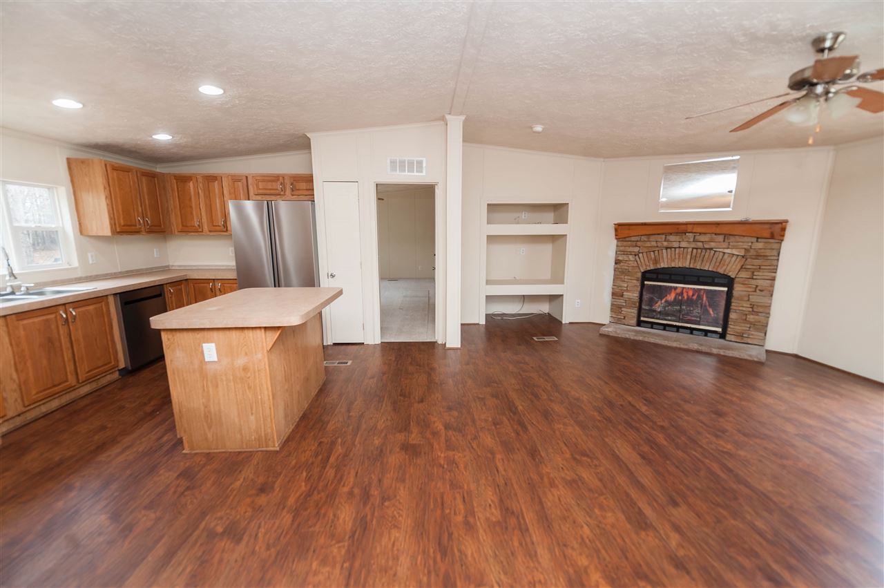 486 Eagle Nest Road Spartanburg, SC 29302 - Photo 3 of 24 Gallery Image 3