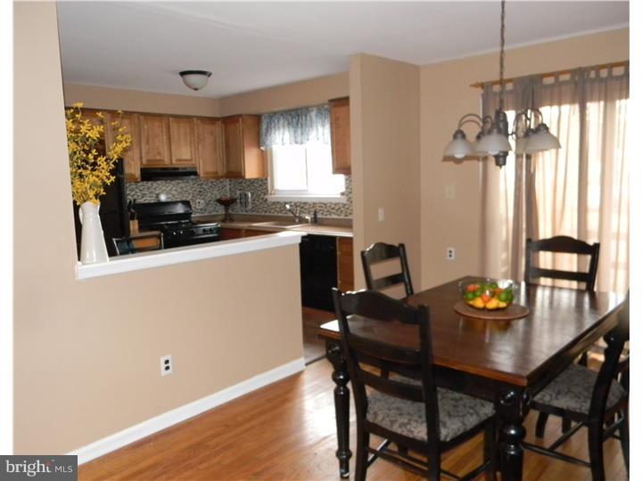 1641 Pin Oak Road Williamstown, NJ 08094 - Photo 4 of 22 Gallery Image 4