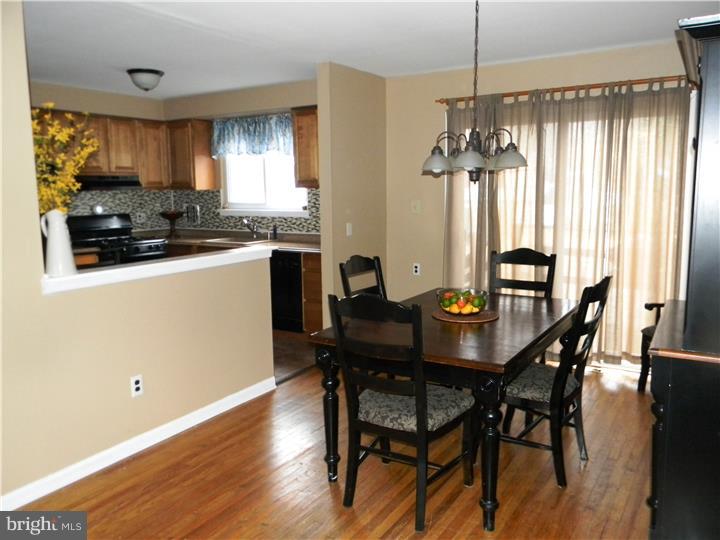 1641 Pin Oak Road Williamstown, NJ 08094 - Photo 5 of 22 Gallery Image 5