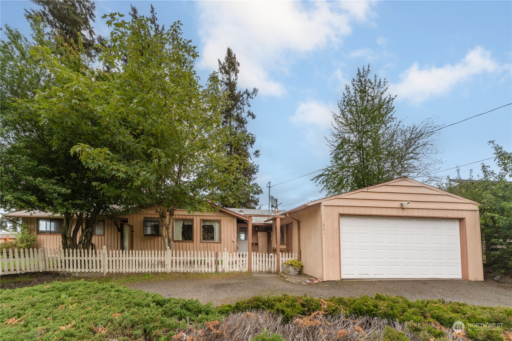 1561 Irondale Road Port Hadlock, WA 98339 - Photo 7 of 38 Gallery Image 7