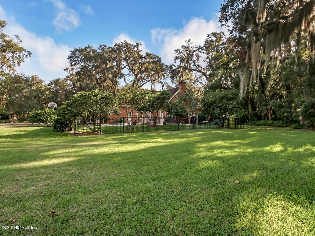 12200 Mandarin Road Jacksonville, FL 32223 - Photo 54 of 60 a view of a volley ball court
