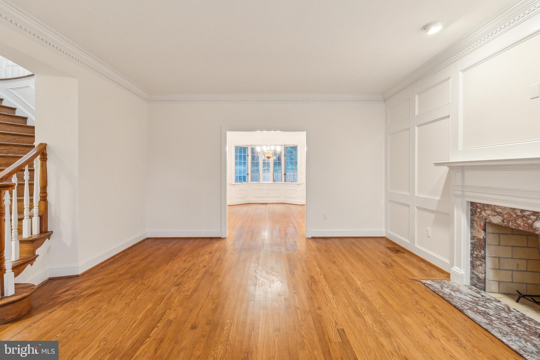 2527 Hunter Mill Road Oakton, VA 22124 - Photo 13 of 85 Spacious entryway with classic charm.