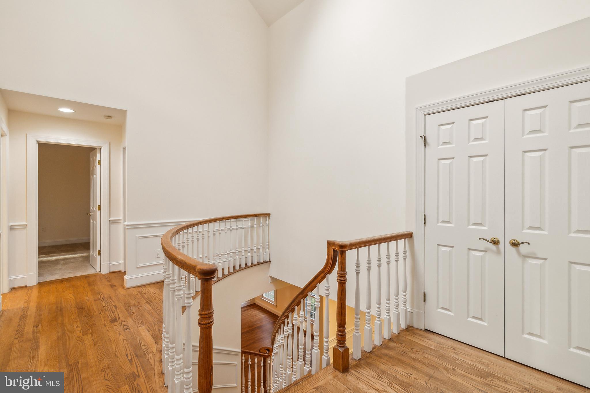 2527 Hunter Mill Road Oakton, VA 22124 - Photo 37 of 85