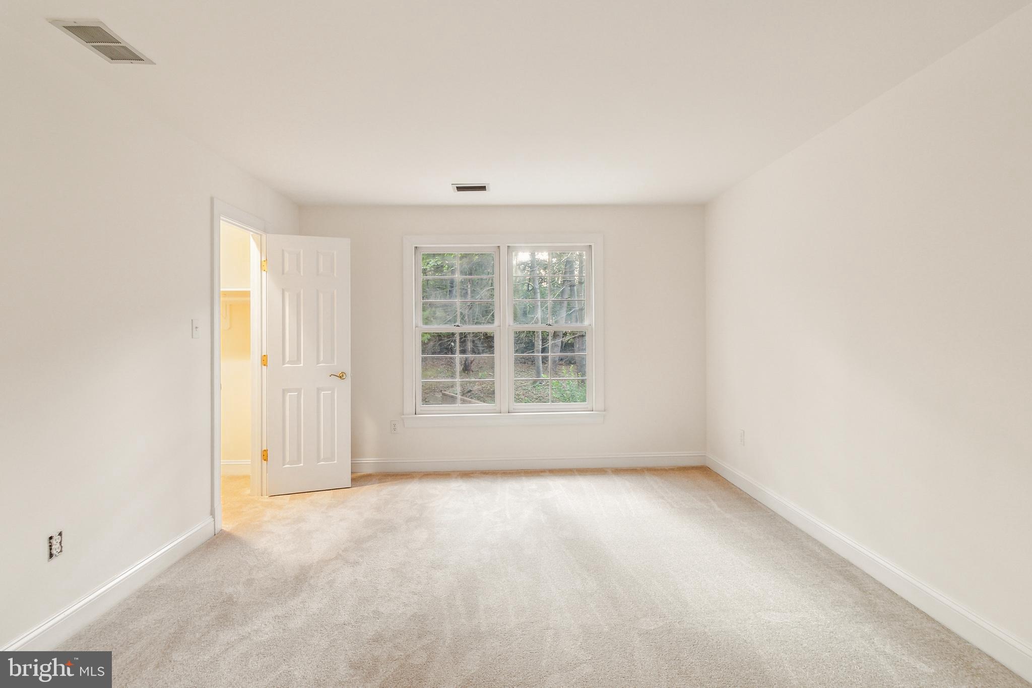 2527 Hunter Mill Road Oakton, VA 22124 - Photo 62 of 85