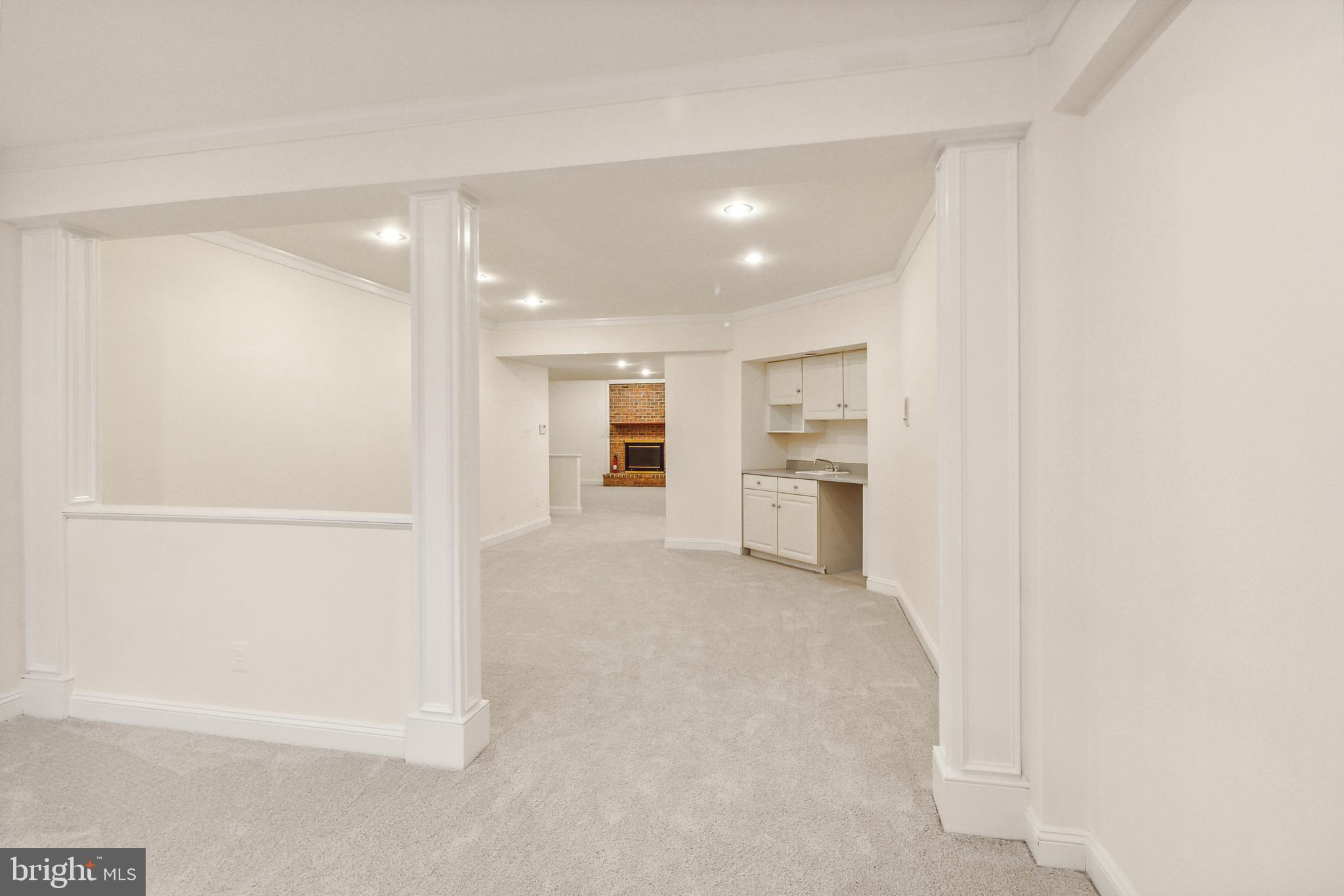 2527 Hunter Mill Road Oakton, VA 22124 - Photo 72 of 85