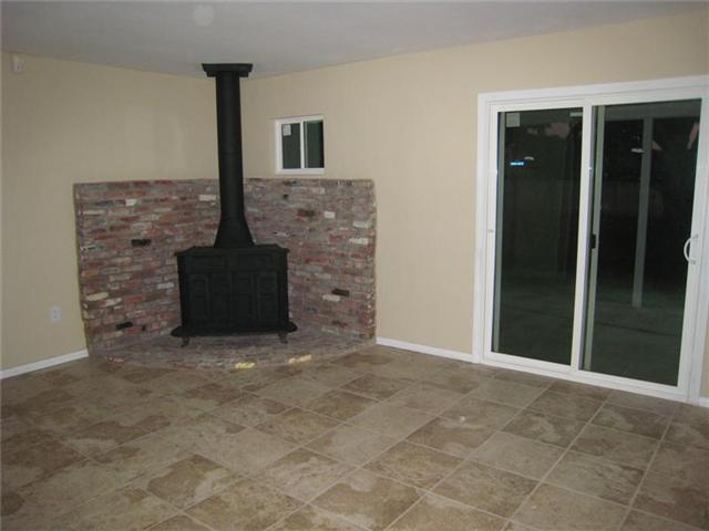 9707 Abbeyfield Road Santee, CA 92071 - Photo 5 of 14 LIVING ROOM