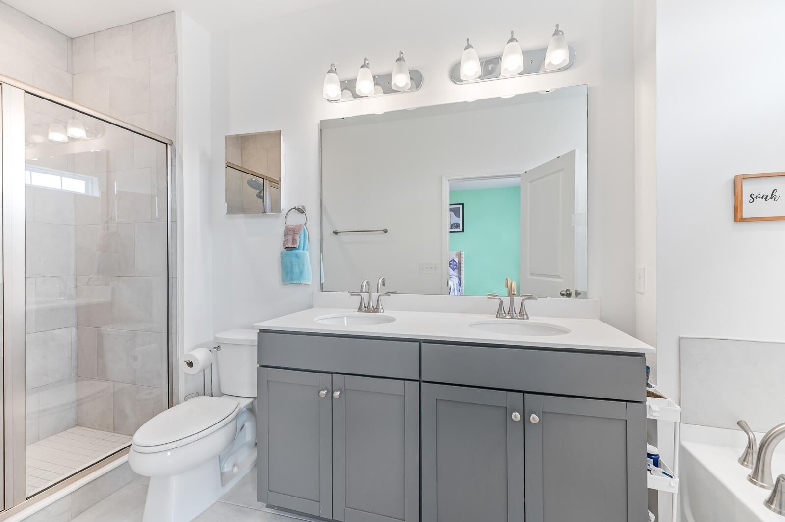 861 Recess Pointe Drive Moncks Corner, SC 29461 - Photo 12 of 25 861 Recess Pointe Drive 18 of 32