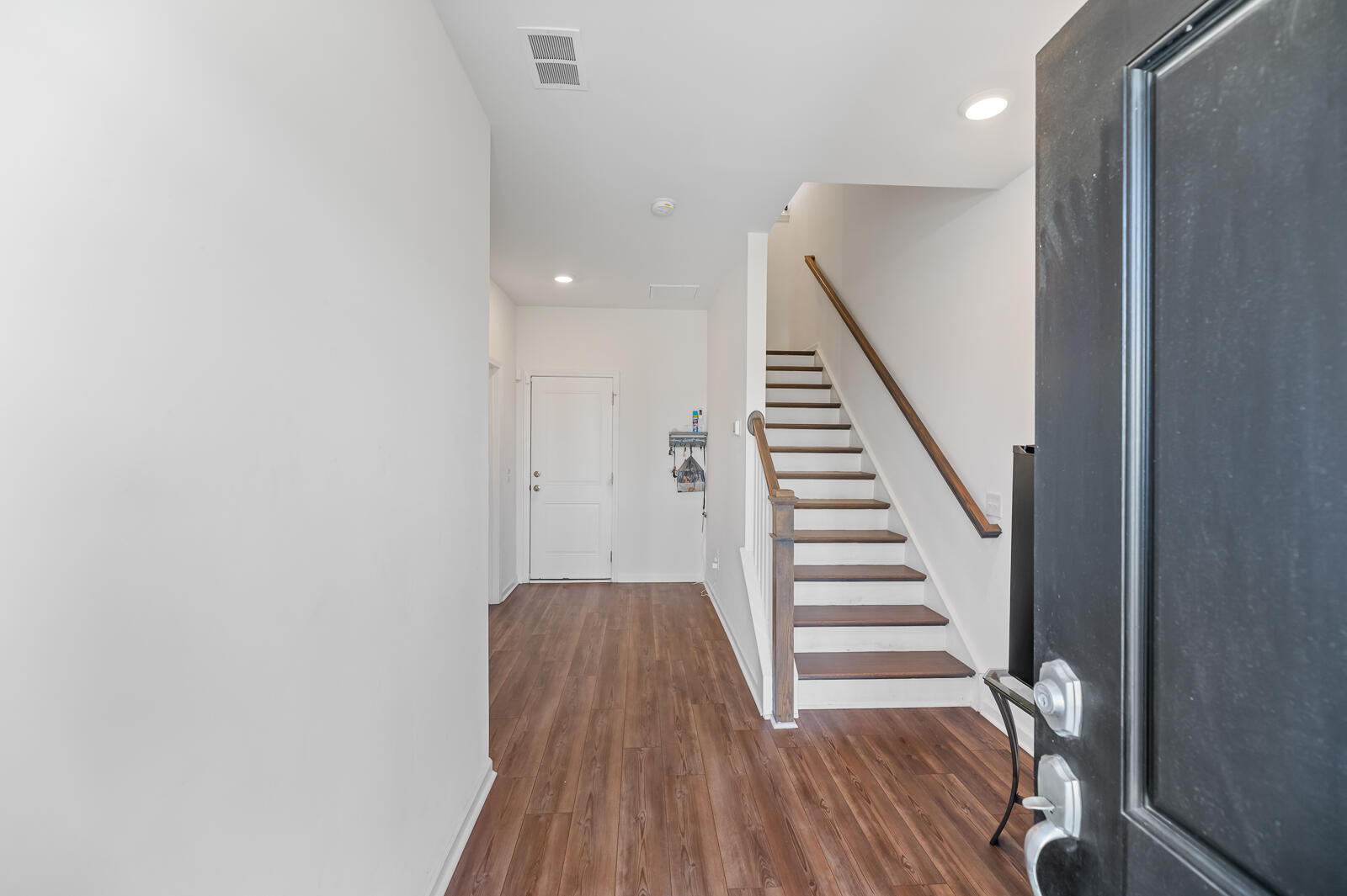 861 Recess Pointe Drive Moncks Corner, SC 29461 - Photo 2 of 25 861 Recess Pointe Drive 2 of 32