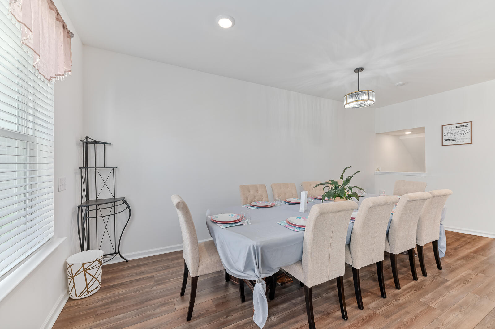 861 Recess Pointe Drive Moncks Corner, SC 29461 - Photo 5 of 25 861 Recess Pointe Drive 8 of 32