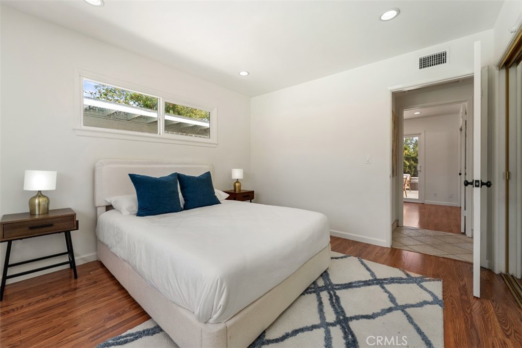 593 South Kensington Road Orange, CA 92869 - Photo 21 of 48