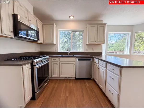 $595,000 | 13616 Duane Street, Oregon City, OR 97045