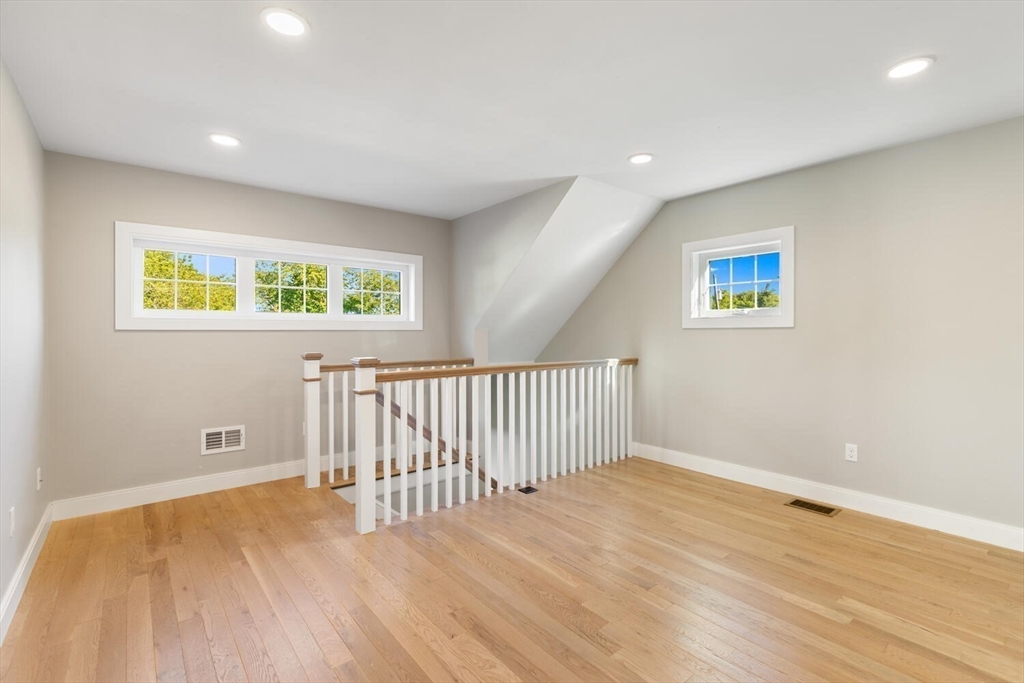 28 Riverview Road, Unit B Gloucester, MA 01930 - Photo 24 of 32 Gallery Image 24