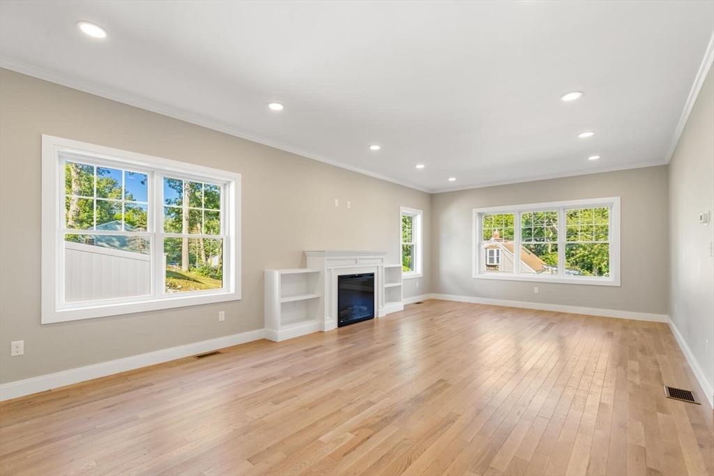 28 Riverview Road, Unit B Gloucester, MA 01930 - Photo 9 of 32 Gallery Image 9