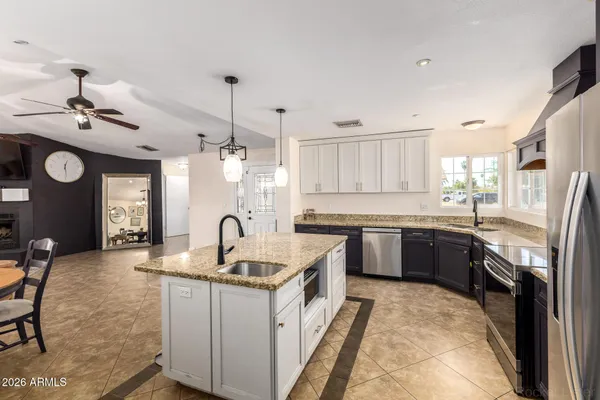 $675,000 | 413 East Ellis Drive, Tempe, AZ 85282