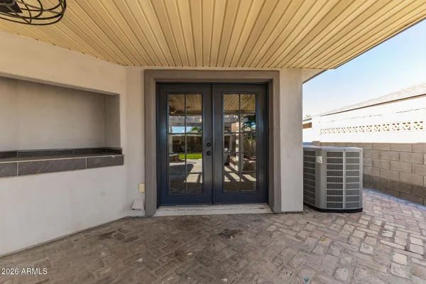 $675,000 | 413 East Ellis Drive, Tempe, AZ 85282