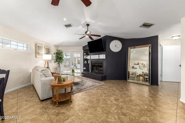 $675,000 | 413 East Ellis Drive, Tempe, AZ 85282