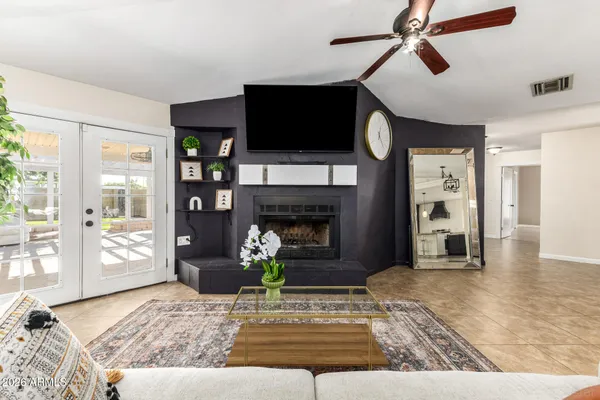 $675,000 | 413 East Ellis Drive, Tempe, AZ 85282