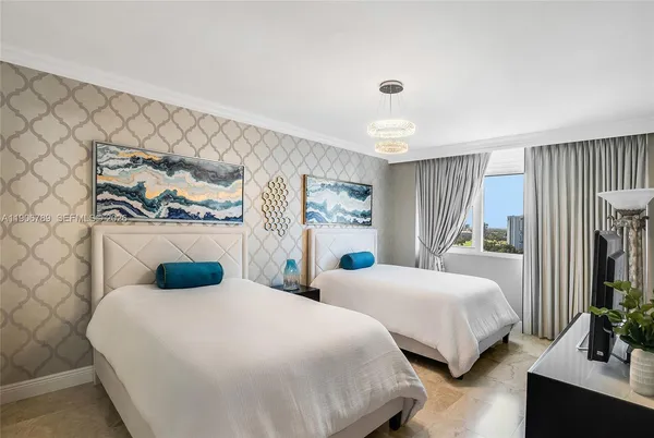 $1,750,000 | 20201 East Country Club Drive, Unit 1903, Aventura, FL 33180