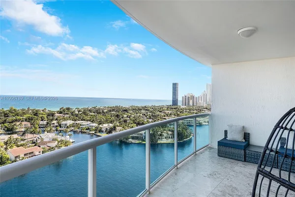 $1,750,000 | 20201 East Country Club Drive, Unit 1903, Aventura, FL 33180