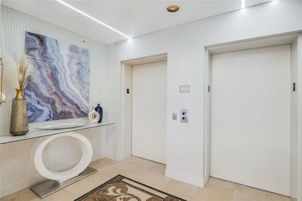 $1,750,000 | 20201 East Country Club Drive, Unit 1903, Aventura, FL 33180