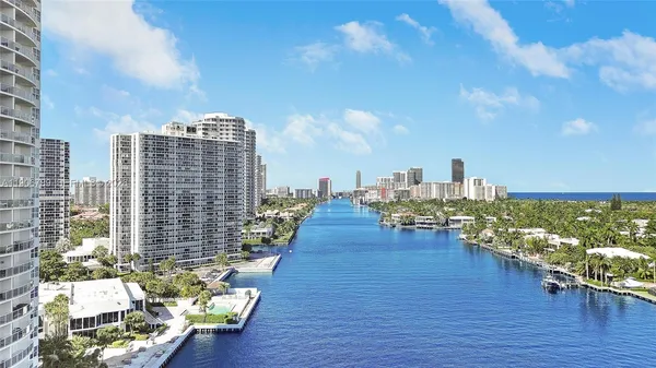 $1,750,000 | 20201 East Country Club Drive, Unit 1903, Aventura, FL 33180