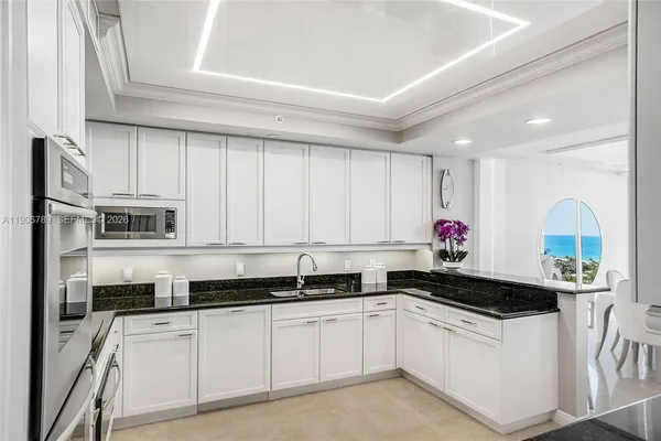 $1,750,000 | 20201 East Country Club Drive, Unit 1903, Aventura, FL 33180