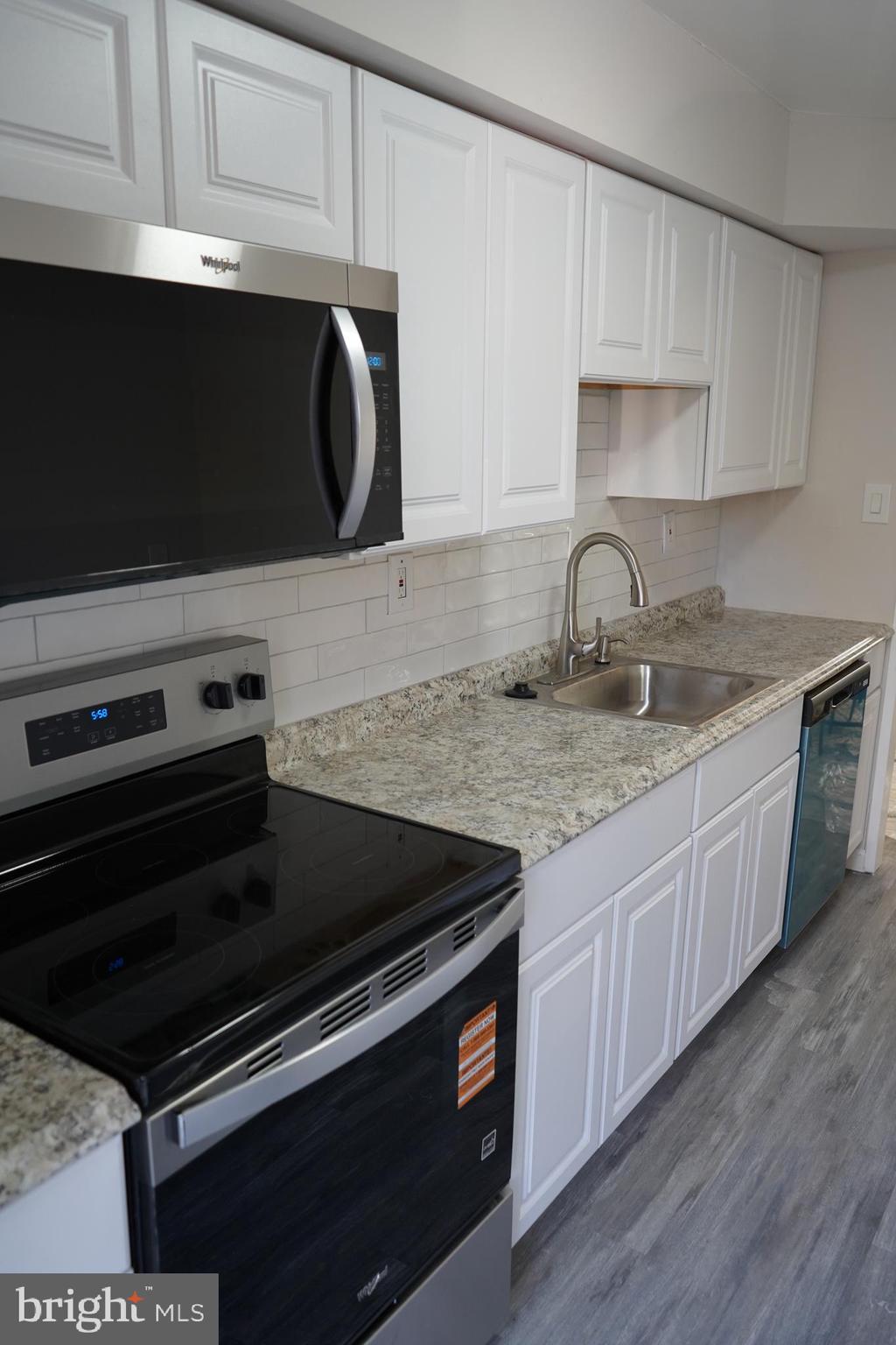 1886 Grempler Way Edgewood, MD 21040 - Photo 17 of 67 Kitchen2