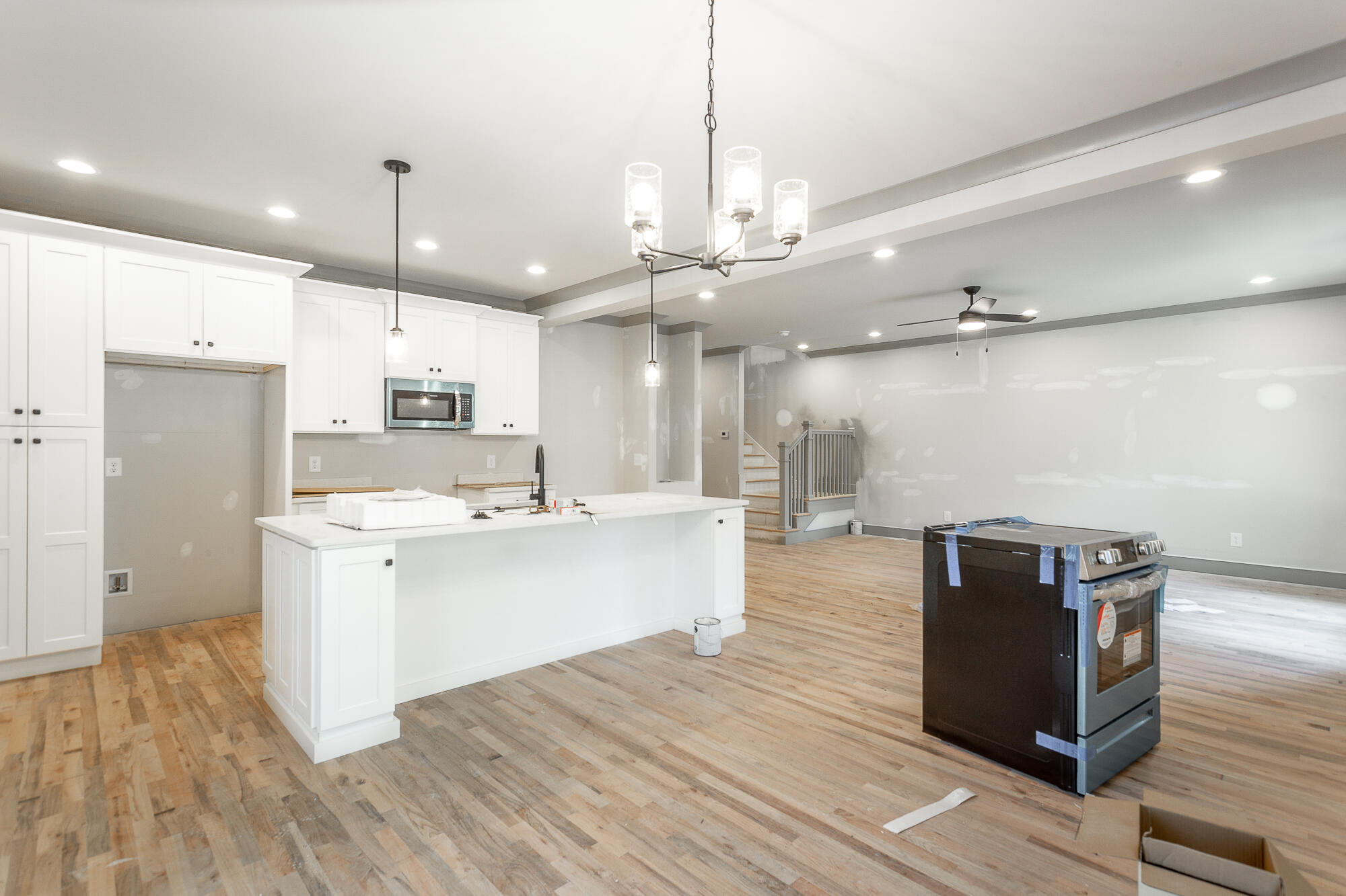 345 Whitehall Road Chattanooga, TN 37405 - Photo 2 of 34 345 Whitehall Road HD-9